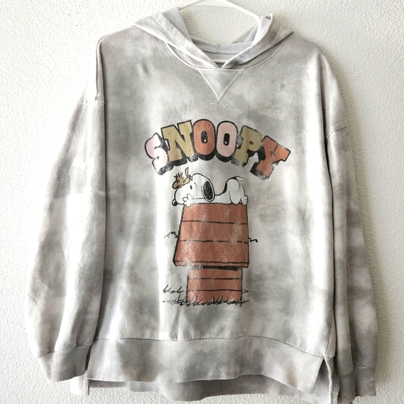 Peanuts Tops - Womens Snoopy Gray Hoodie